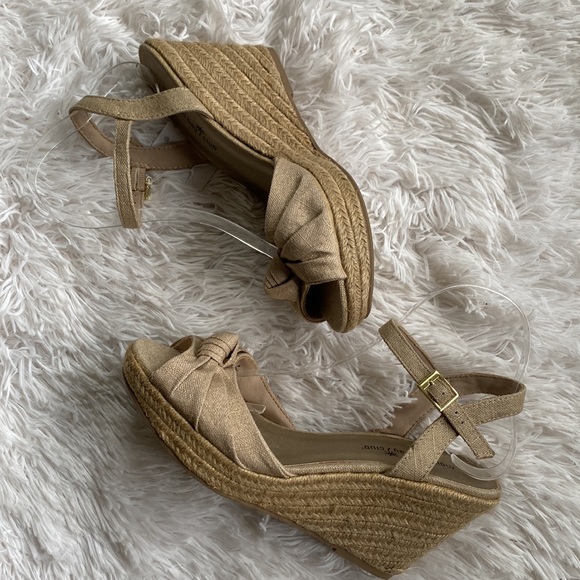 New Womens  peep toes ankle wrap shimmer wedge sandals, Size 8.5 - Picture 1 of 8